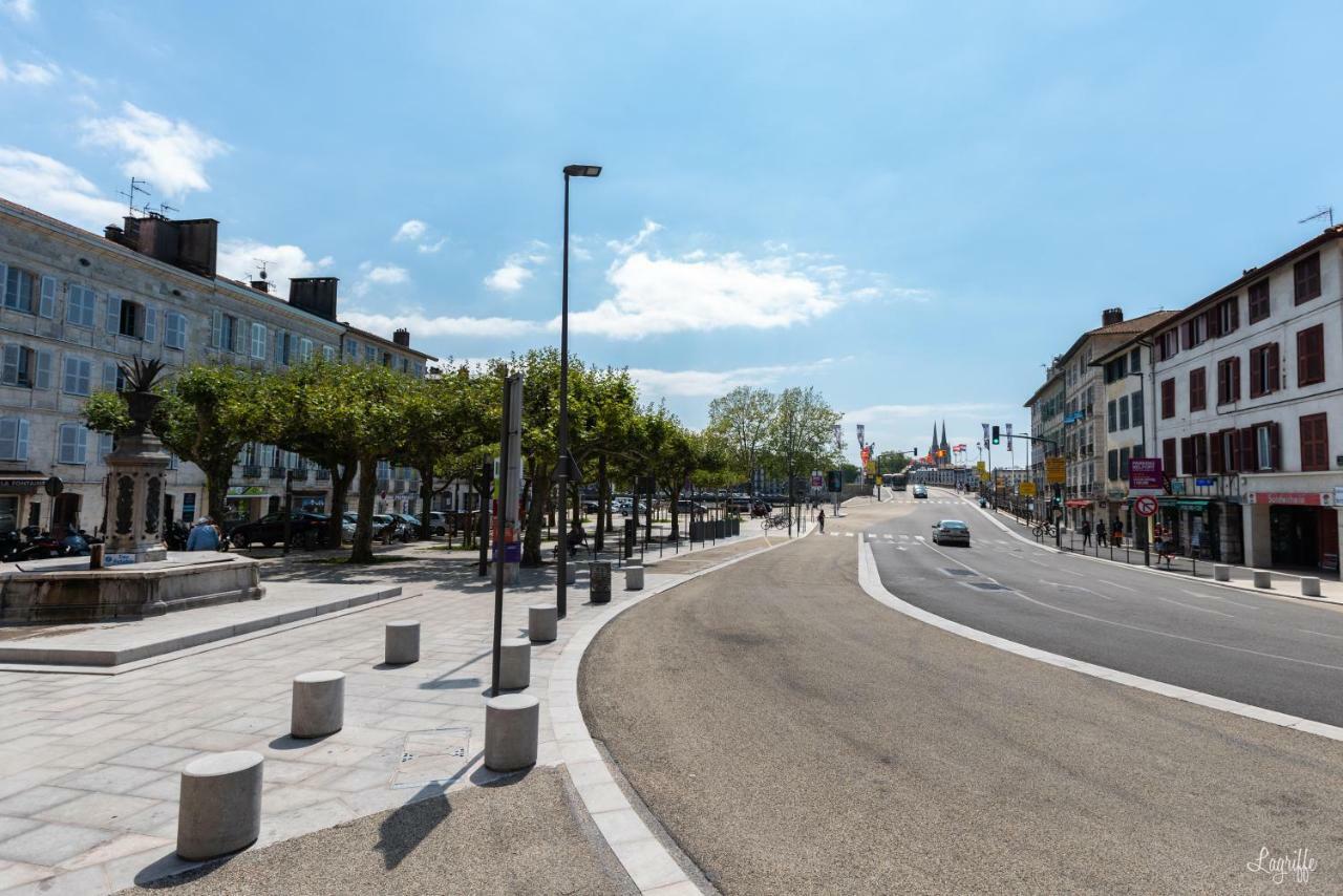 Magnifique Appartement Hypercentre Toutes Commodites Bayonne Bagian luar foto